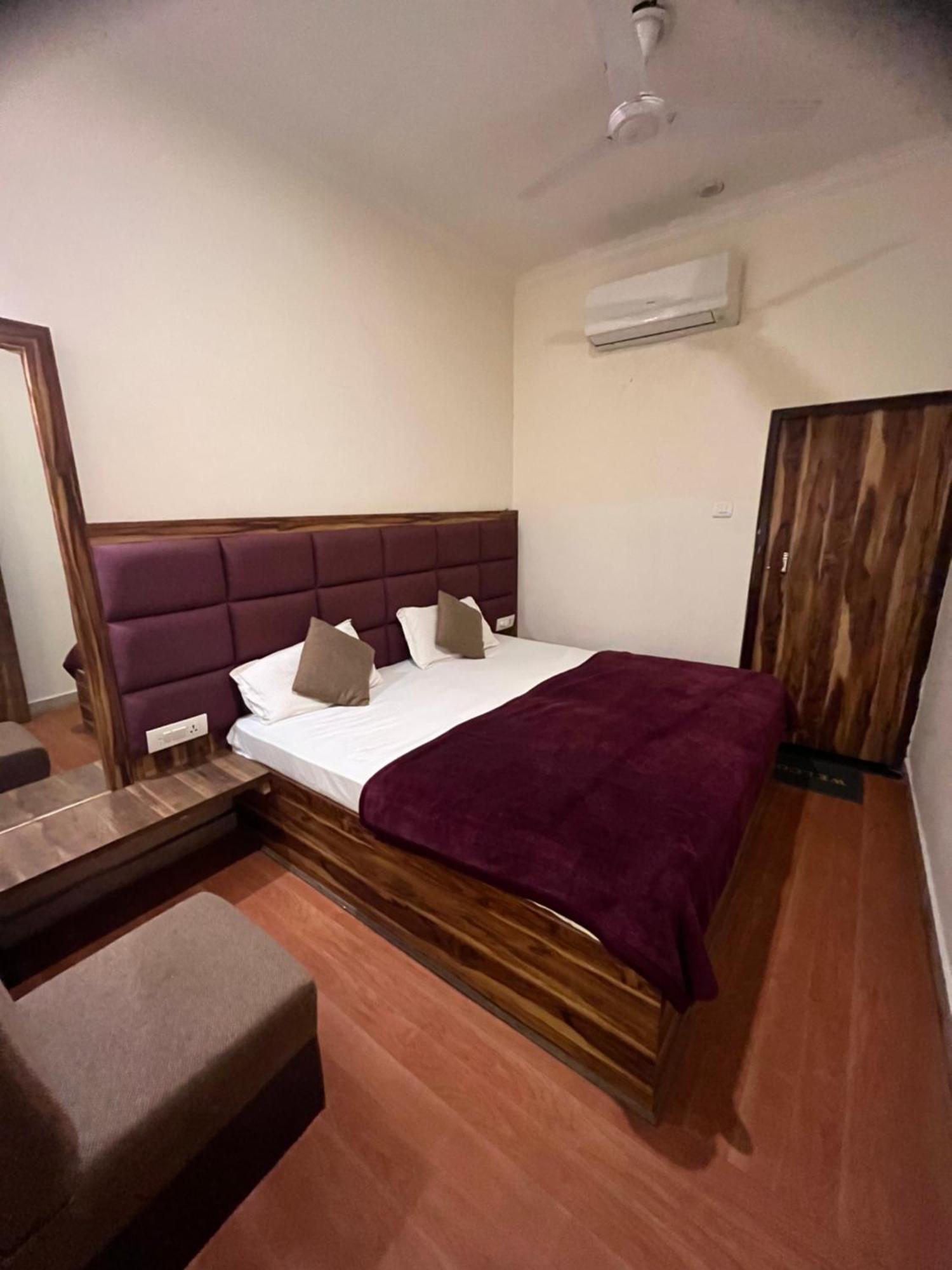 Hot - House Of Travellers Taj View Hostel Agra  Kültér fotó